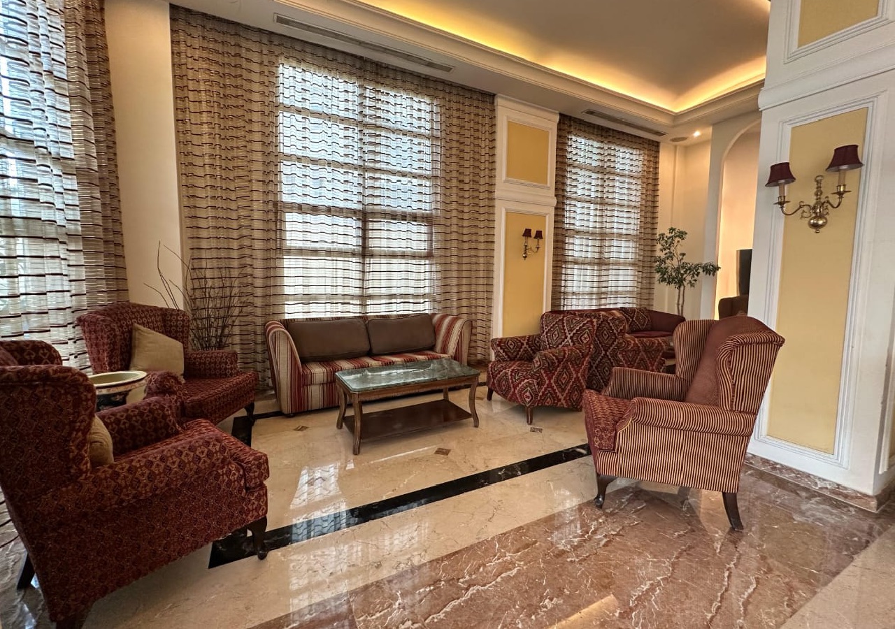 Padova Hotel Lobby