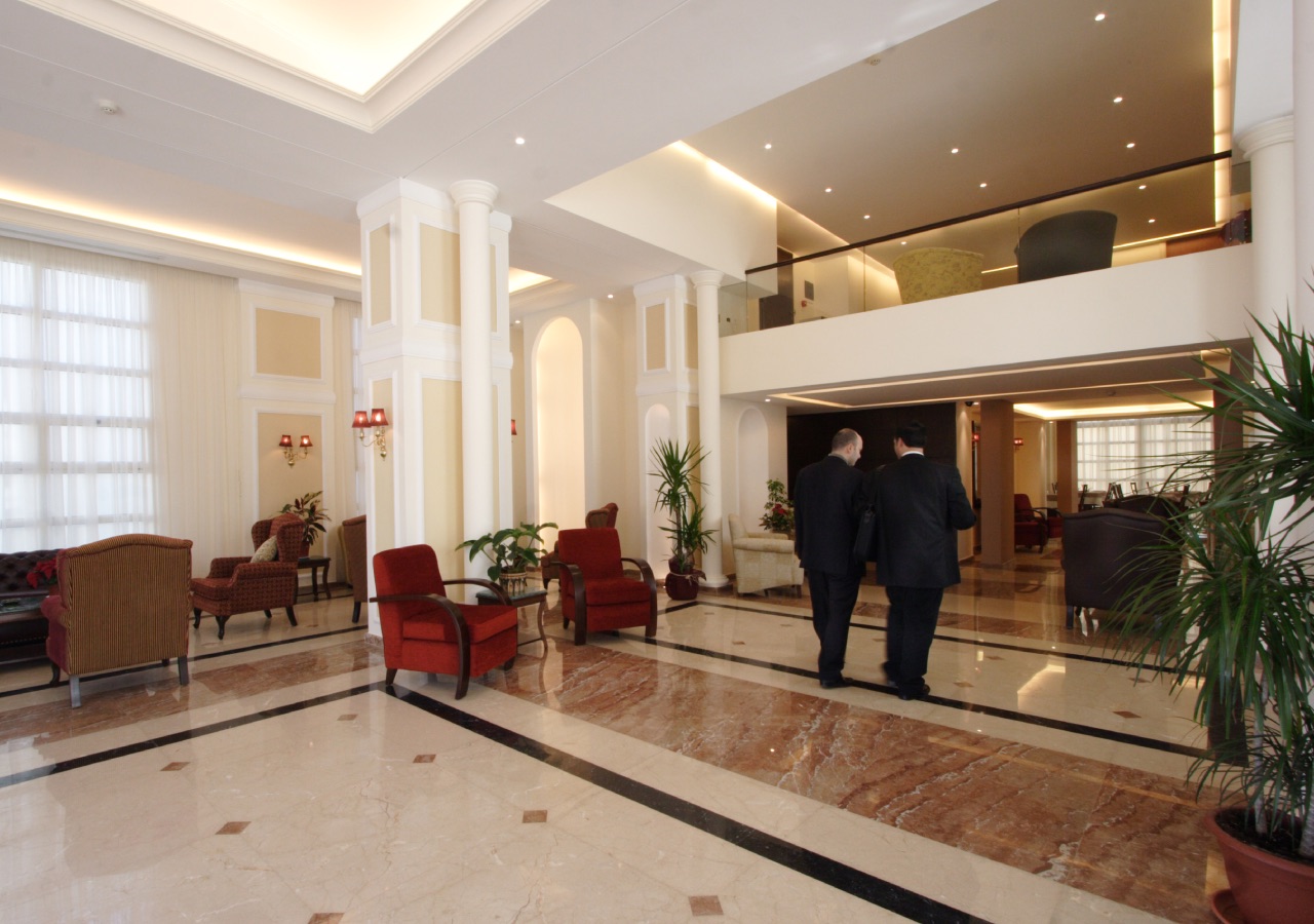 Padova Hotel Lobby